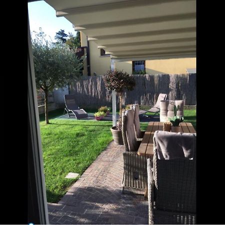 Appartamento Campagnola Con Giardino Privato E Due Camere Da Letto Luaran gambar